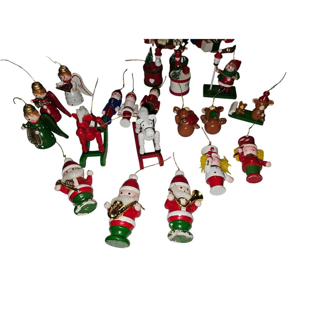 19 Wooden‎ Ornaments Hand Painted Vntg Look, Made in Taiwan